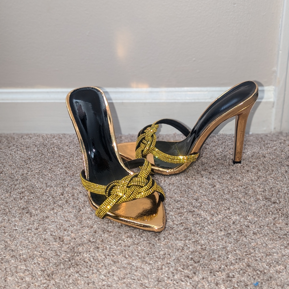 Gold and Black High-Heeled Mules with Twisted Straps